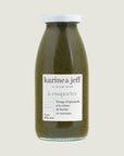 Le potage d'épinards à la crème de brebis et curcuma