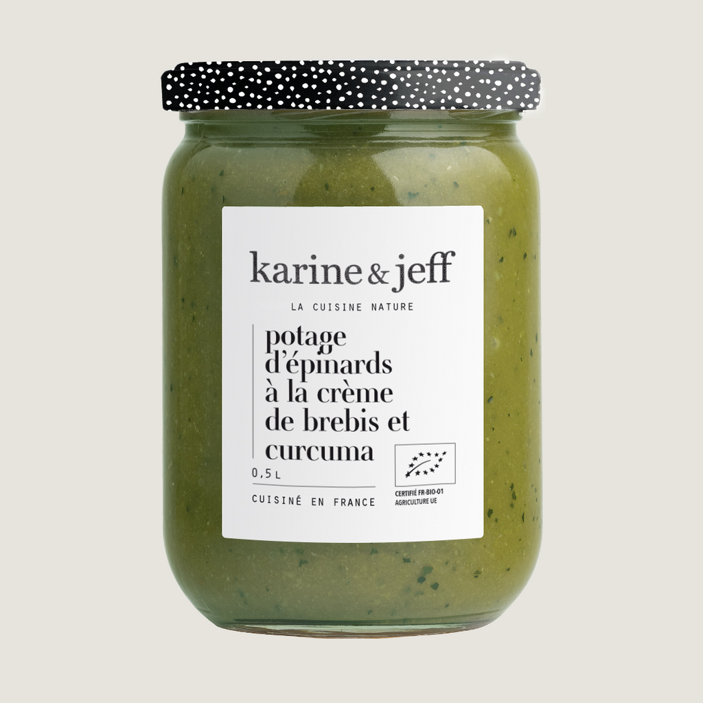 Le potage d'épinards à la crème de brebis et curcuma