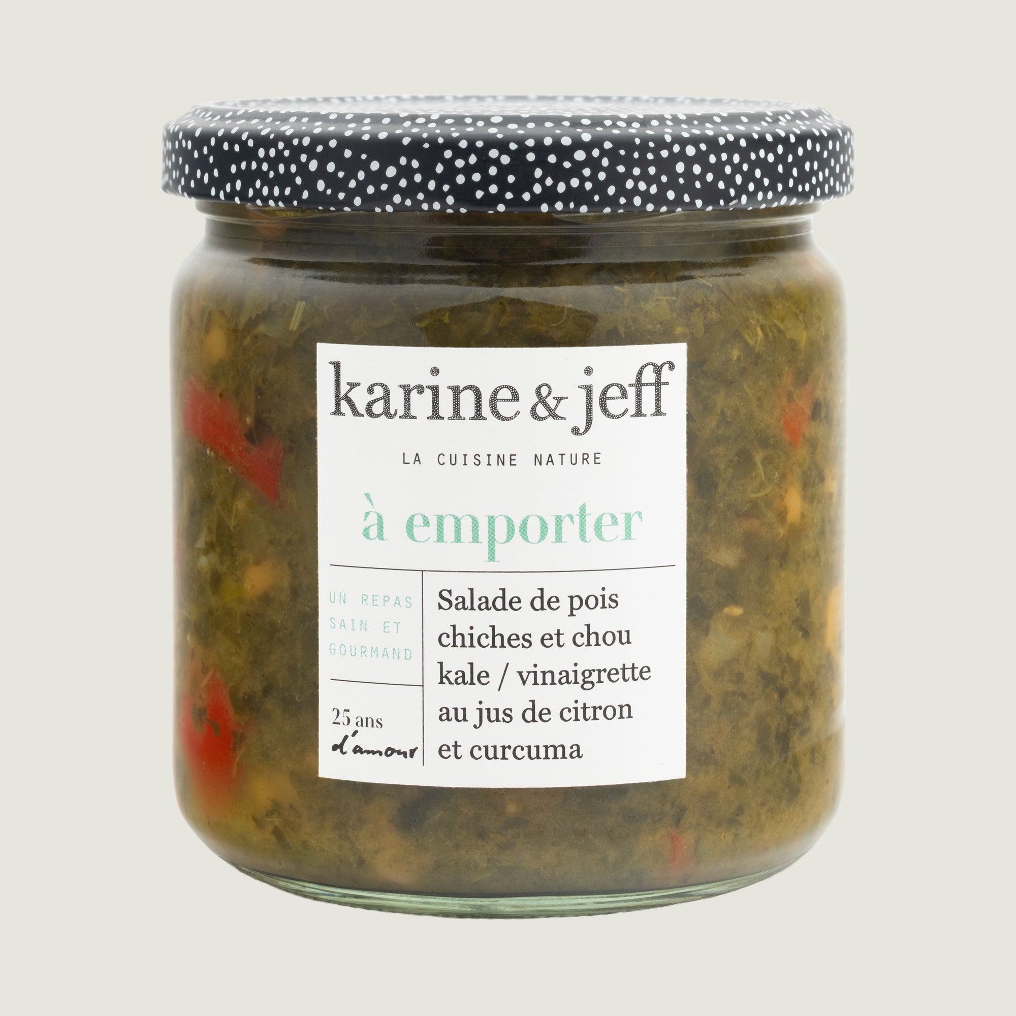 Salade de pois chiches et chou kale / vinaigrette au jus de citron et curcuma
